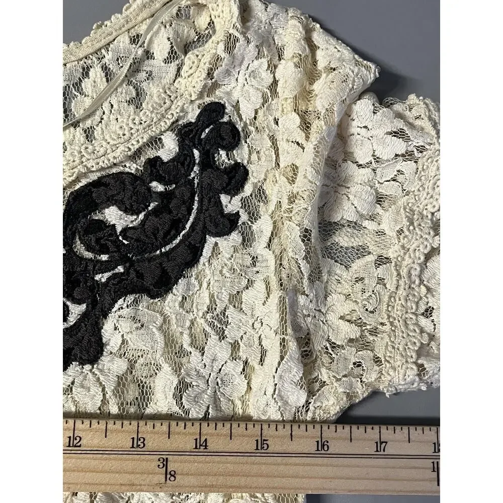 Free‎ People Blouse Womens Small White Lace Floral Peplum Bell Sleeve Boho Sheer